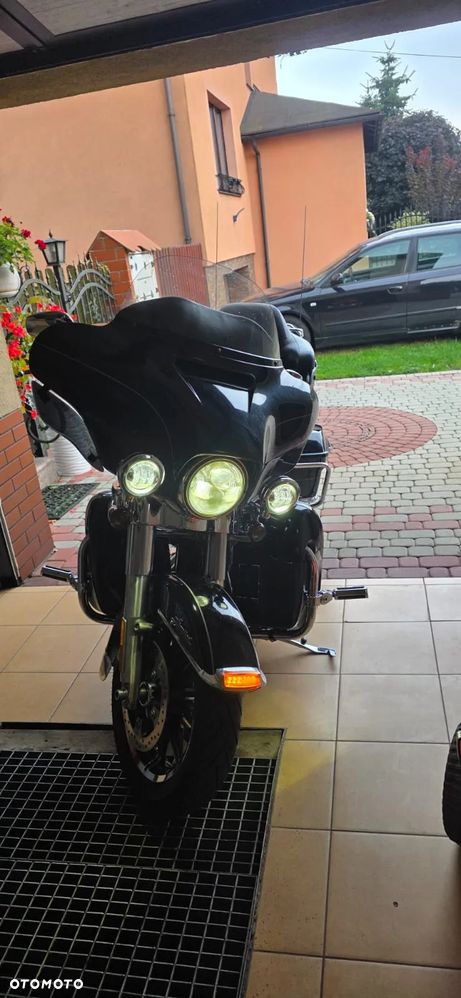 Harley-Davidson FLH Electra Glide - 6