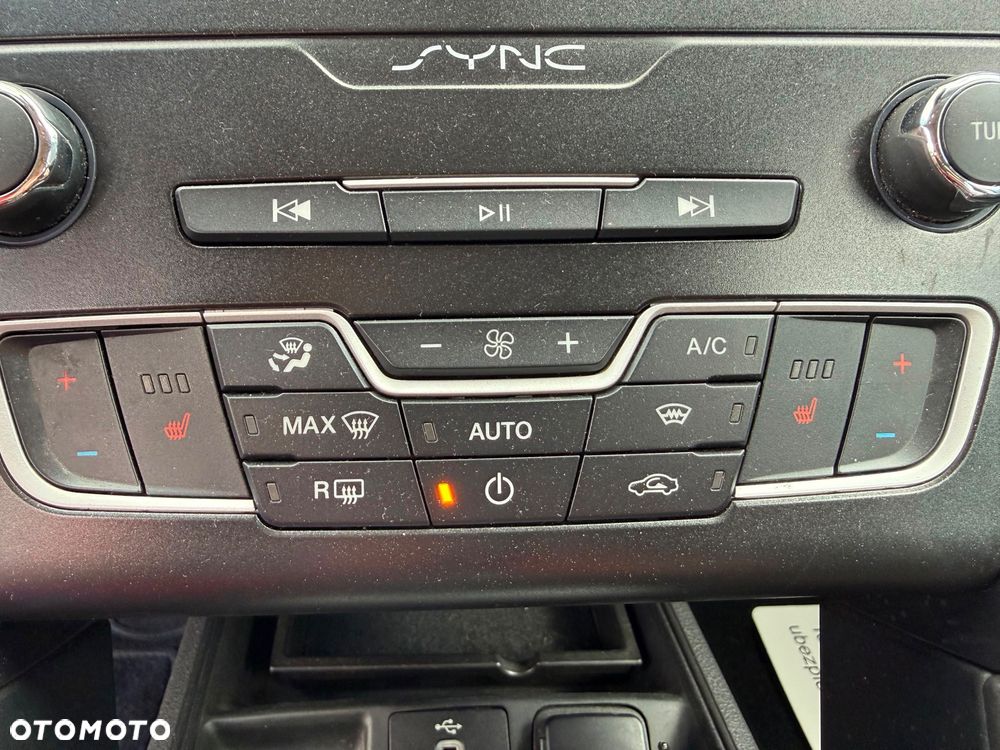 Ford Mondeo SW ver-1-5-ecoboost-titanium - 13