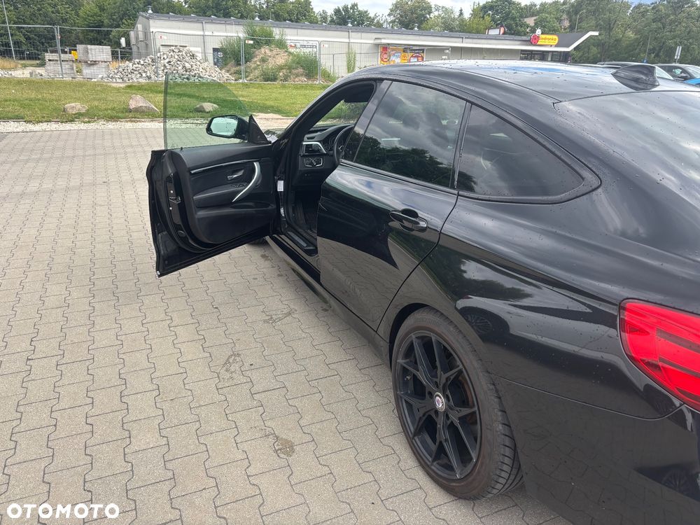BMW Seria 3 325d - 22