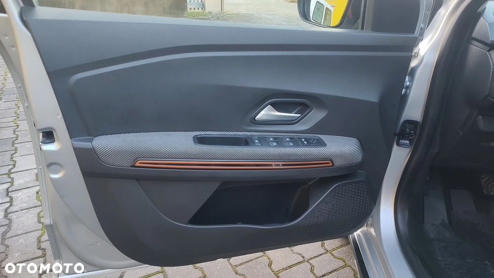 Dacia Sandero Stepway 1.0 TCe Comfort - 26