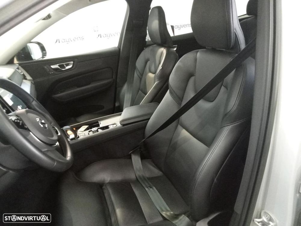 Volvo XC 60 2.0 T6 PHEV Plus Dark AWD - 6