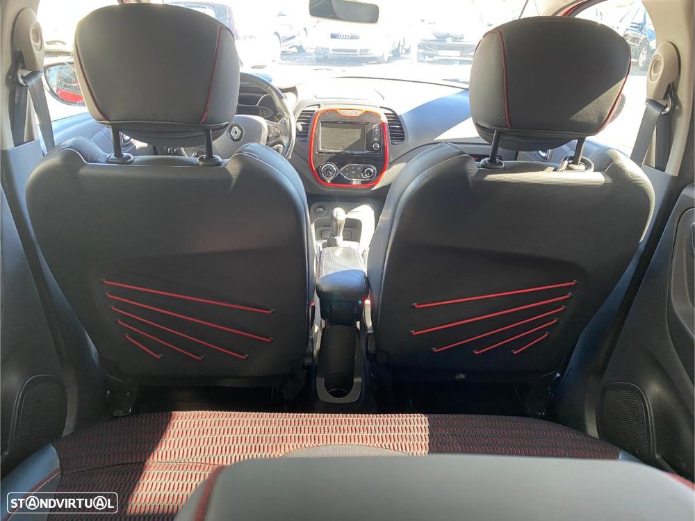 Renault Captur 1.5 dCi Helly Hansen - 9