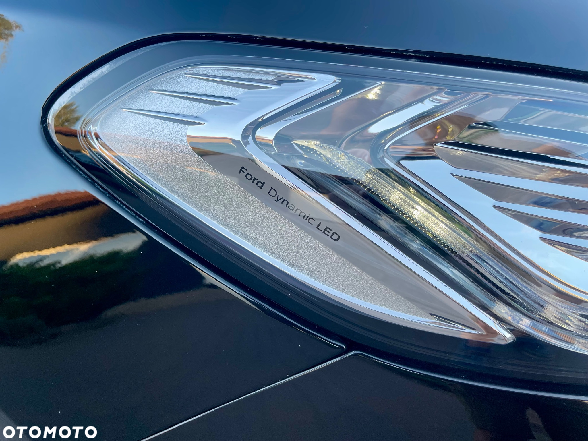 Ford Mondeo 2.0 Hybrid Vignale Plus - 26