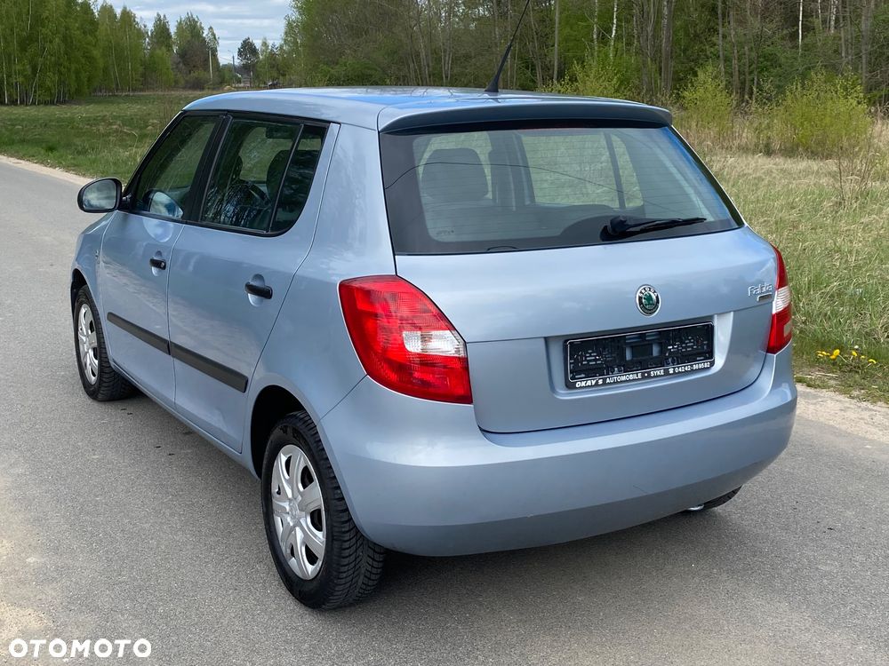 Skoda Fabia 1.2 HTP Ambiente - 4