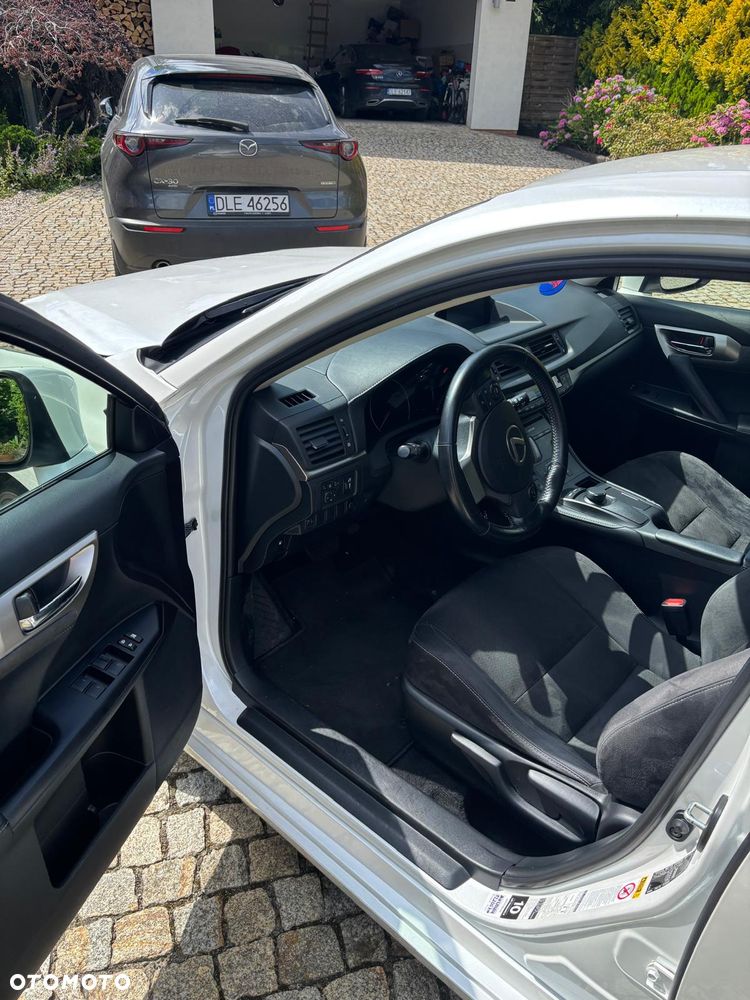 Lexus CT - 2