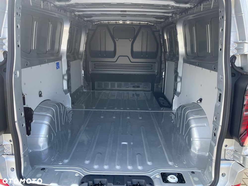 Volkswagen Transporter - 15