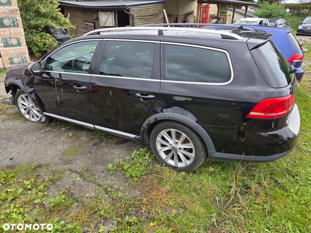 Volkswagen Passat Alltrack 2.0 TDI 4Motion DSG BlueMotion Tec - 13