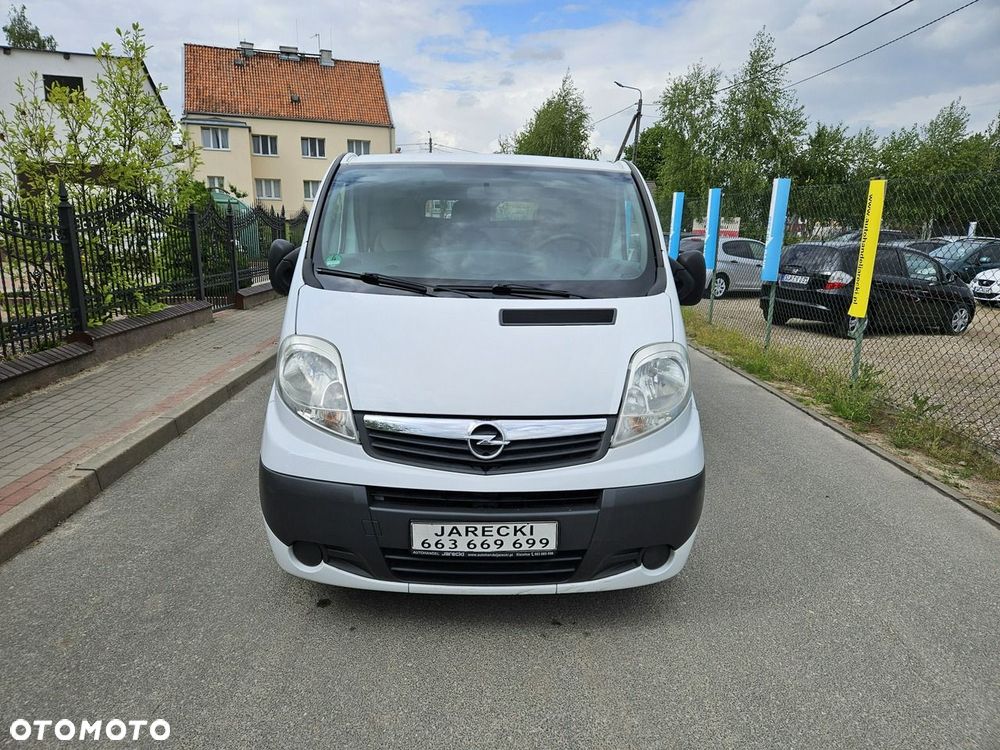 Opel Vivaro - 2