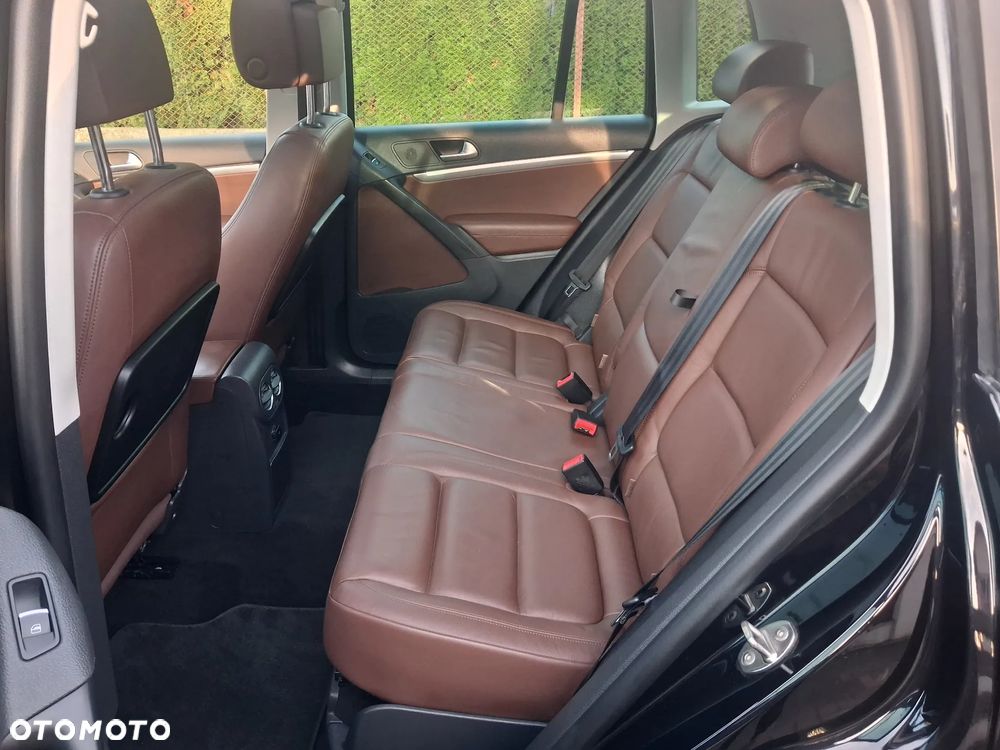 Volkswagen Tiguan 2.0 TDI Perfectline - 19