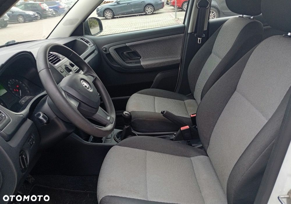 Skoda Fabia - 18