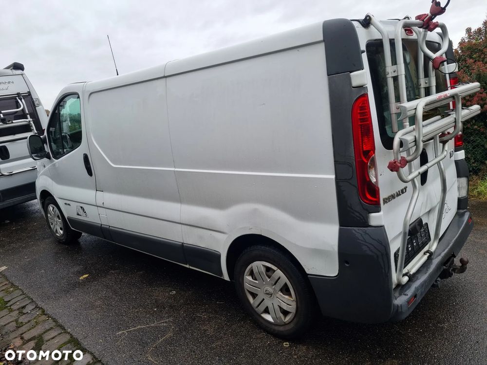 Renault Trafic - 22