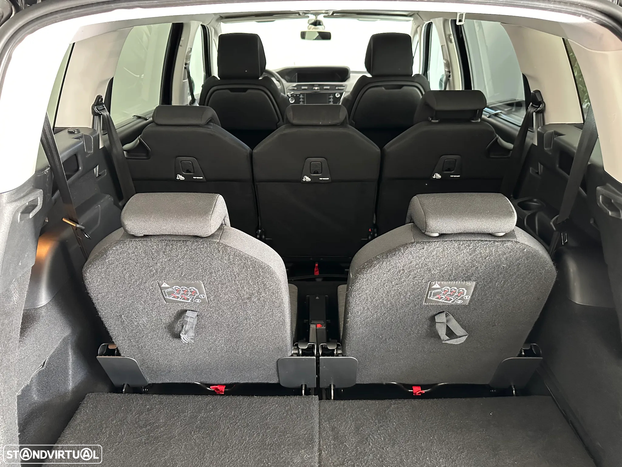Citroën C4 Grand Picasso 1.6 BlueHDi Shine - 23