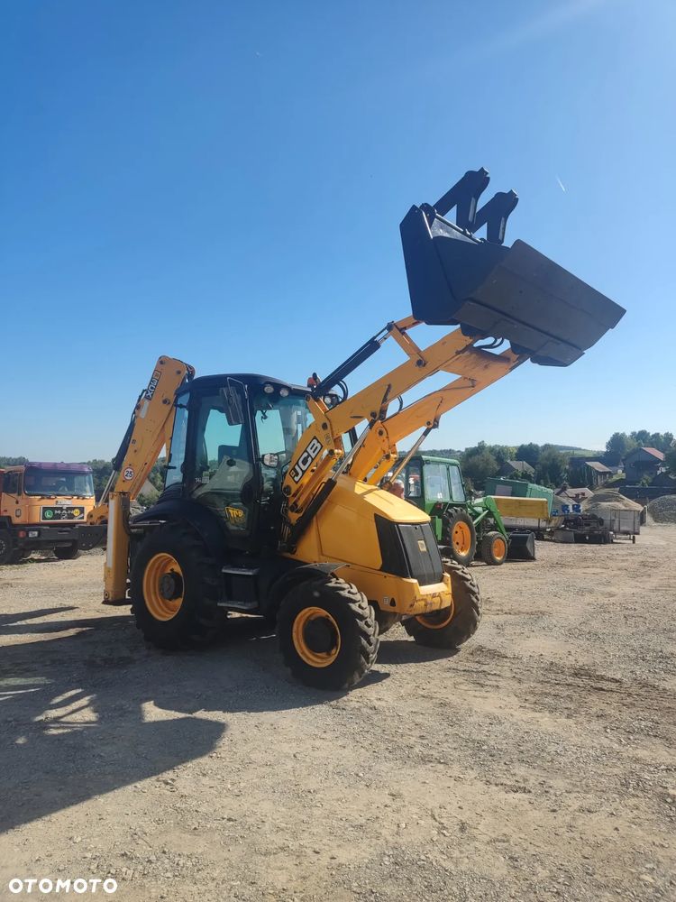 koparko ładowarka JCB 3CX - 4