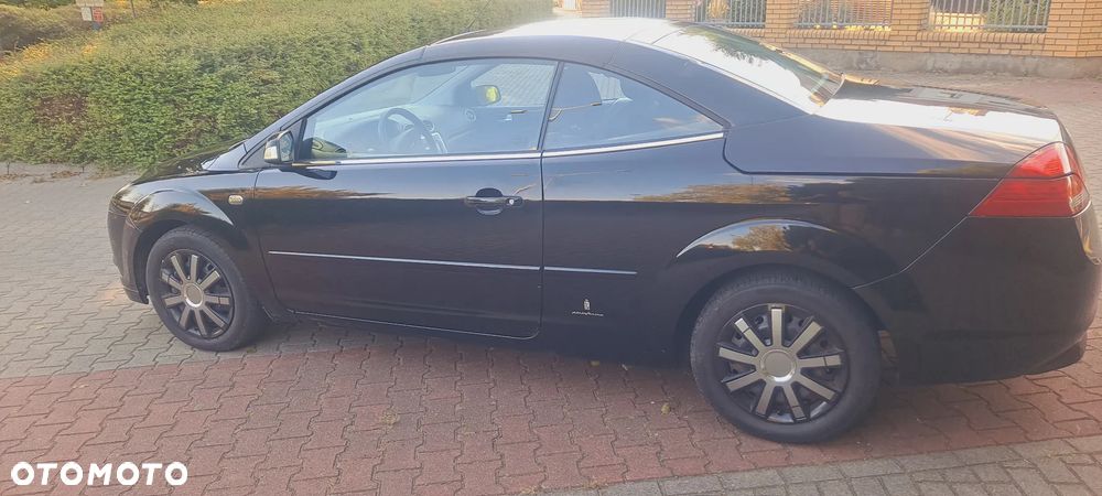 Ford Focus Coupe-Cabriolet 2.0 TDCi DPF Black Magic - 23
