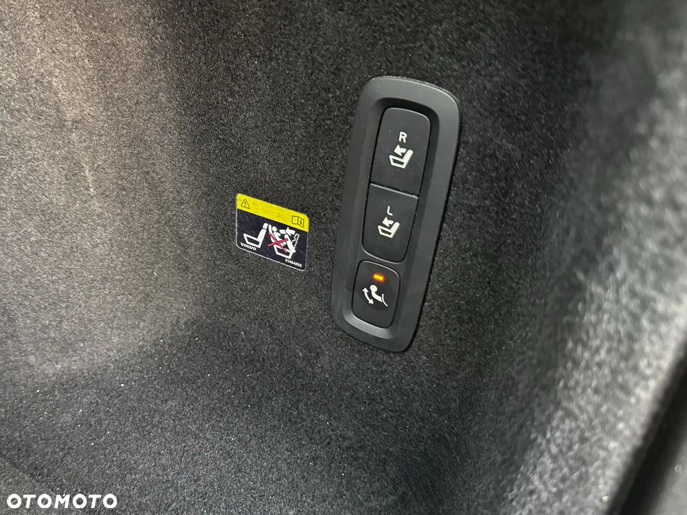 Volvo V60 T5 Geartronic Momentum - 18