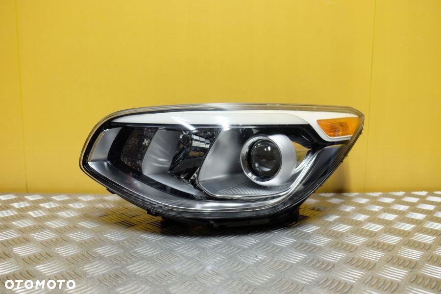 KIA SOUL II 2014- REFLEKTOR LAMPA PRZÓD ZWYKŁA SOCZEWKOWA LEWA USA - 1