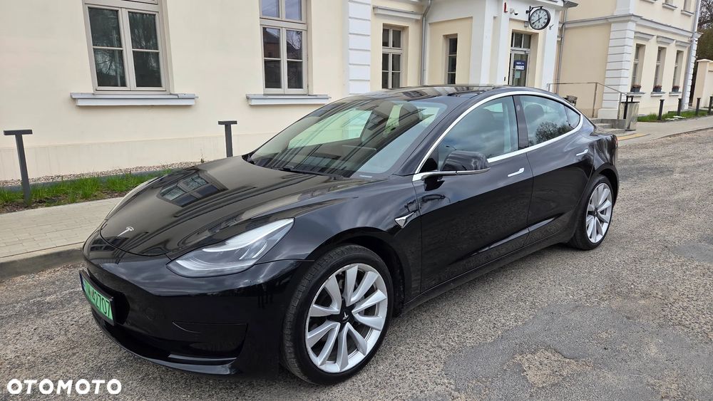 Tesla Model 3 Standard Range Plus - 2