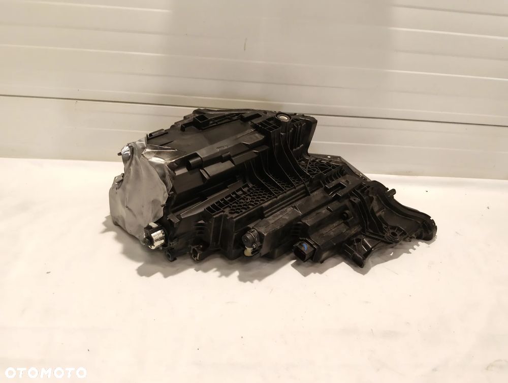 Audi Q8 MATRIX LED PRZÓD STRONA PRAWA 4M8941036 - 3