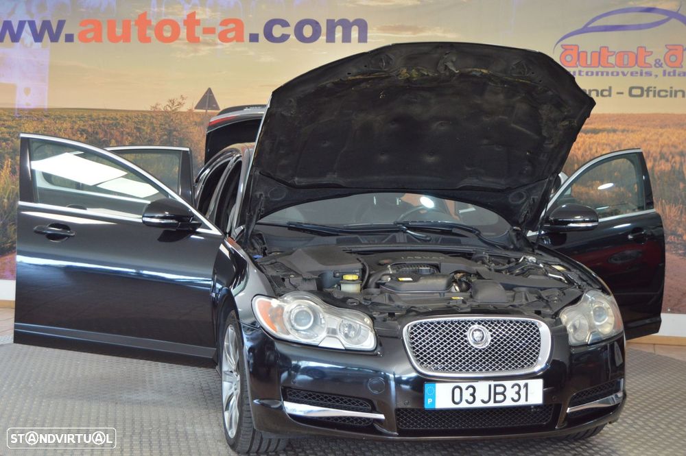Jaguar XF 3.0 D V6 S Premium Luxury - 8