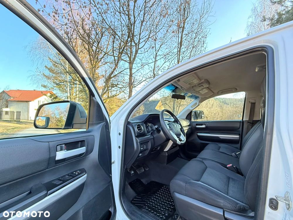 Toyota Tundra 5.7 4x4 Double Cab Limited - 14