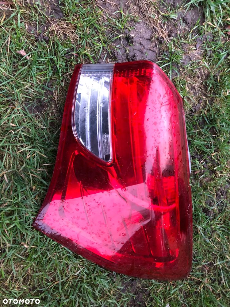 Hyundai IX20 lampa tylna prawa 924021K0 - 1
