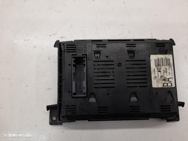 Display Opel Astra H Três Volumes (A04) - 3