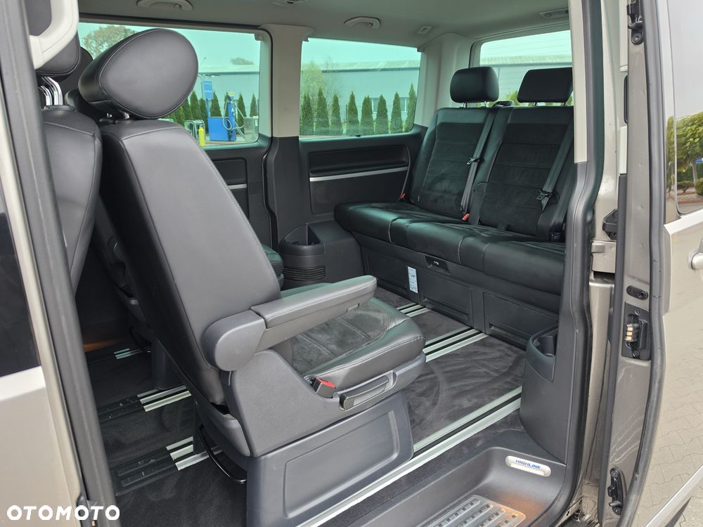 Volkswagen Multivan - 8