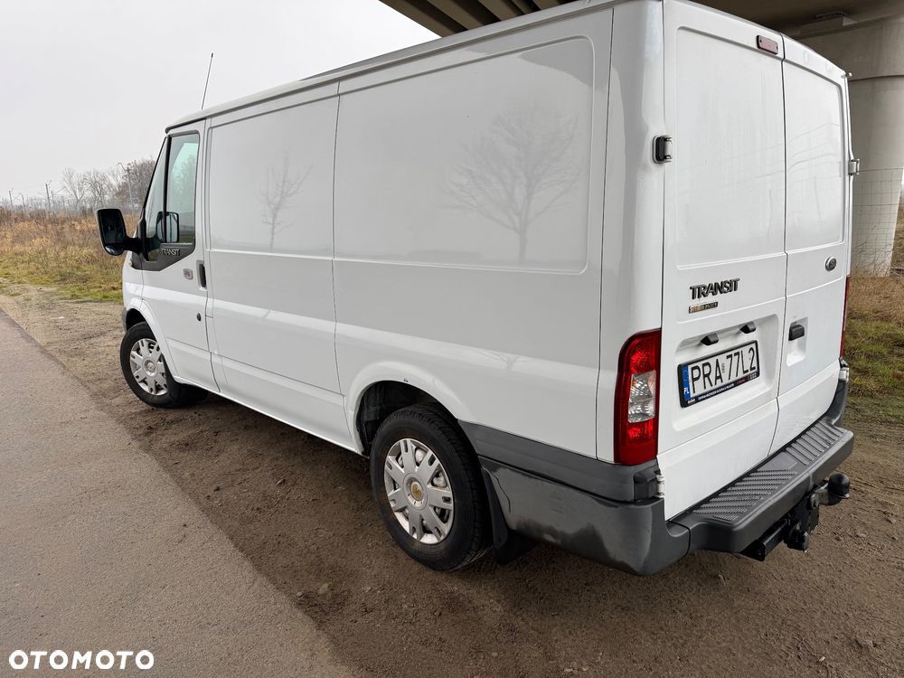 Ford Transit - 4