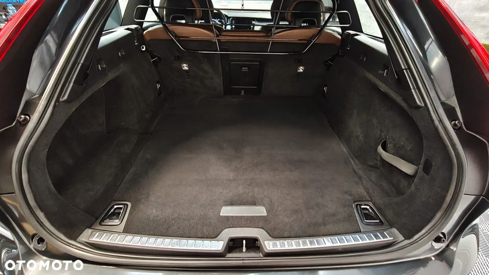 Volvo V90 D4 Geartronic Momentum - 18