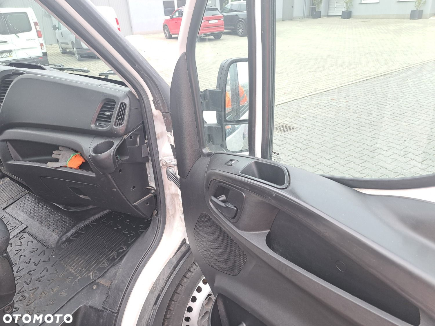 Iveco Daily 35S14N + Movex Tl 13M - 18