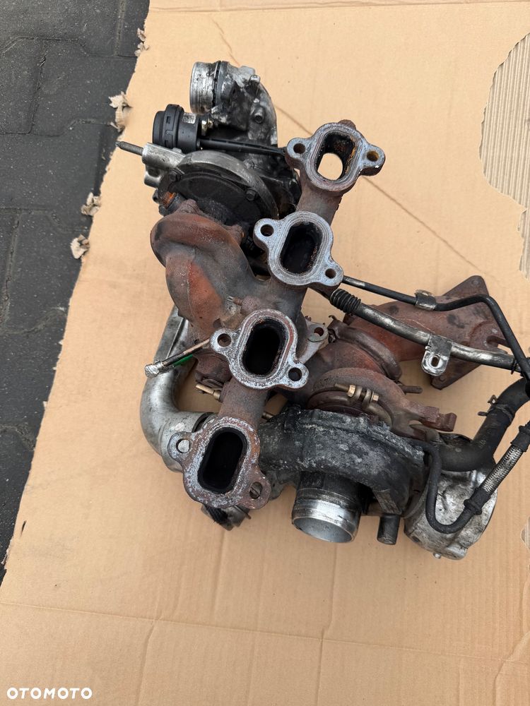 Turbosprężarki komplet Renault Master III Biturbo 8201393207 8201393211 144115446R - 1