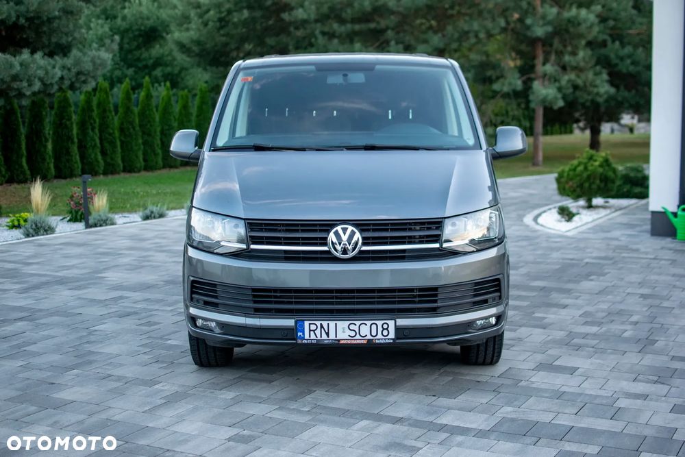 Volkswagen Caravelle - 8