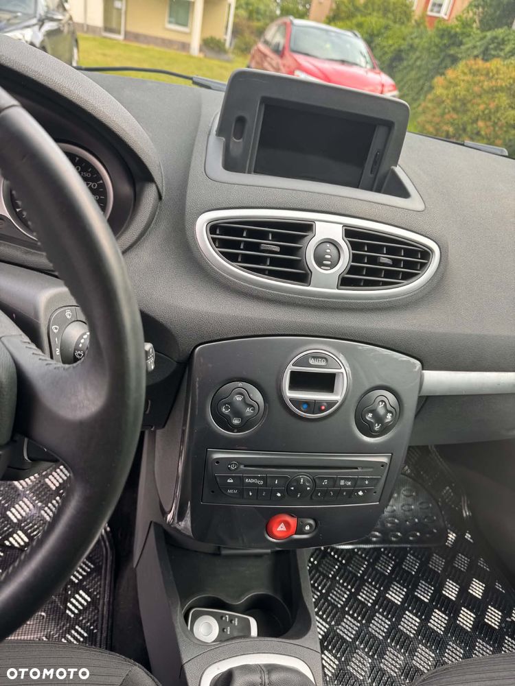 Renault Clio 1.5 dCi Night&Day - 12