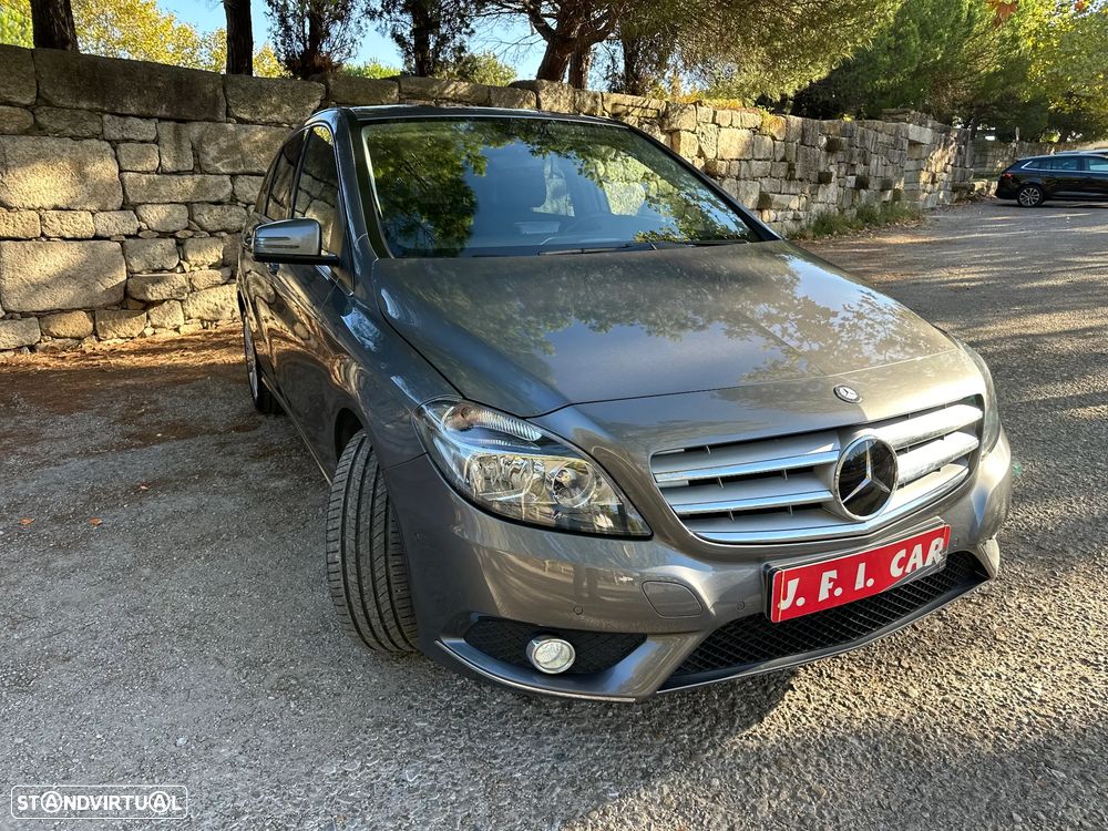 Mercedes-Benz B 180 - 15