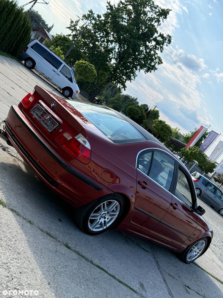 BMW Seria 3 323i - 6