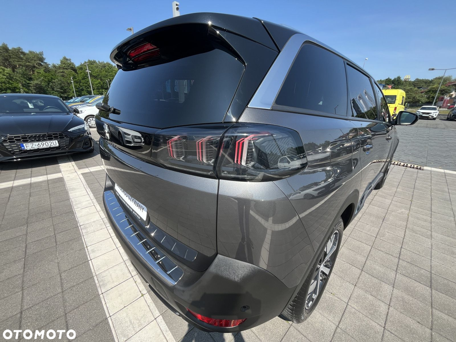 Peugeot 5008 - 13