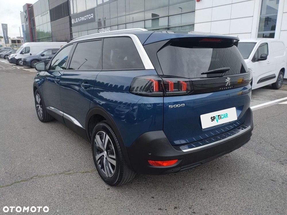 Peugeot 5008 - 7