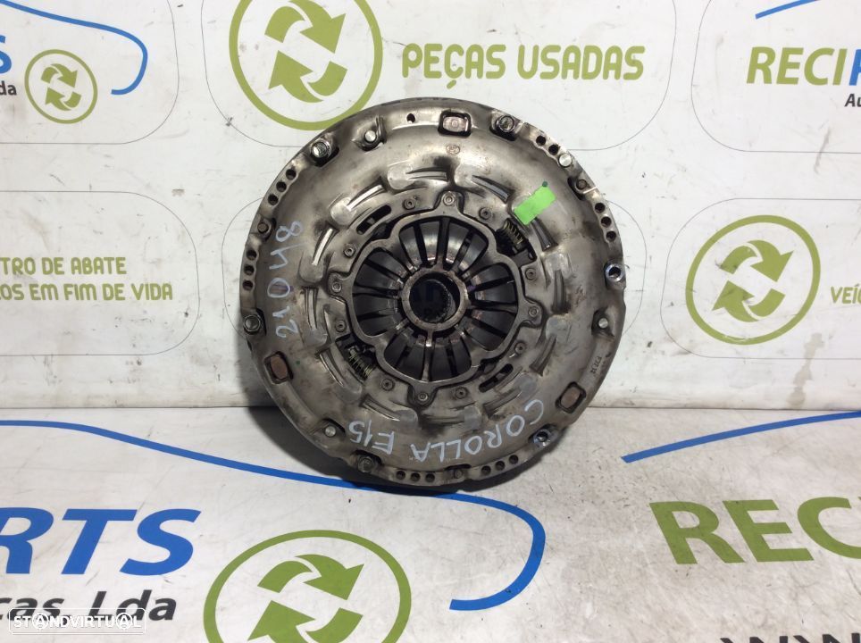 Volante do motor bimassa Toyota Corolla E15 - 1