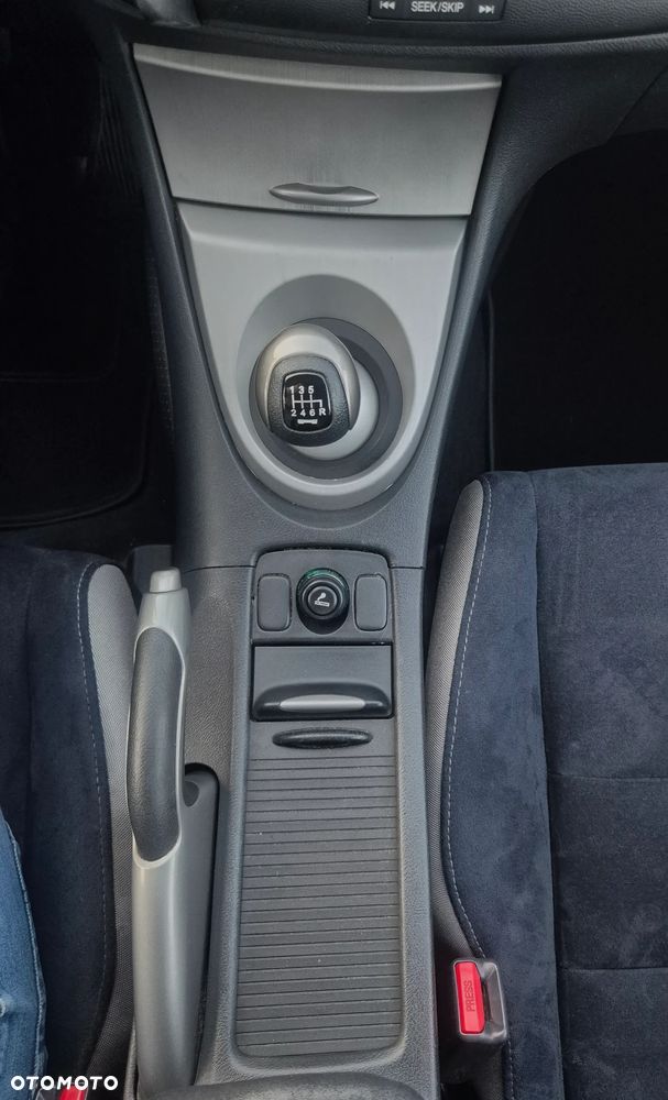 Honda Civic 1.4 Comfort - 26