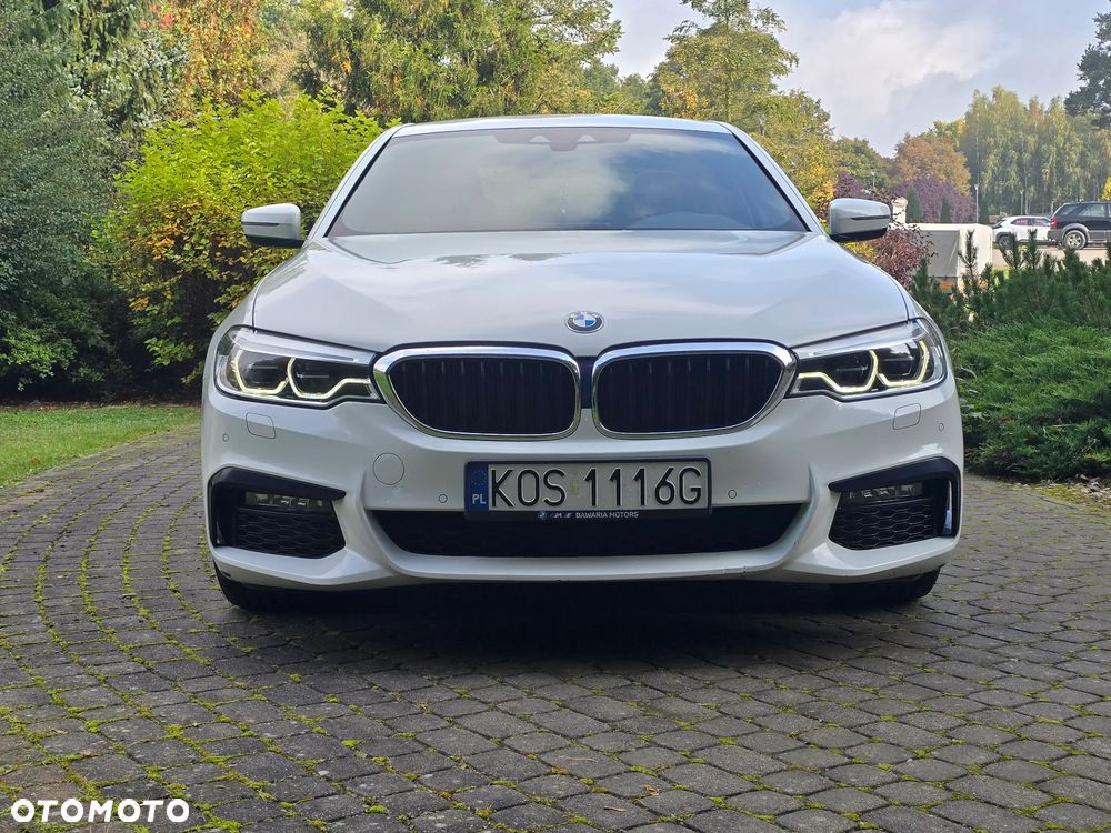 BMW Seria 5 520d xDrive - 11