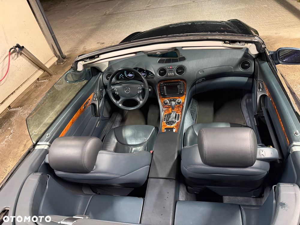 Mercedes-Benz SL - 14