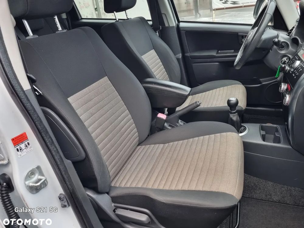 Fiat Sedici 1.6 16V 4x2 Emotion - 13