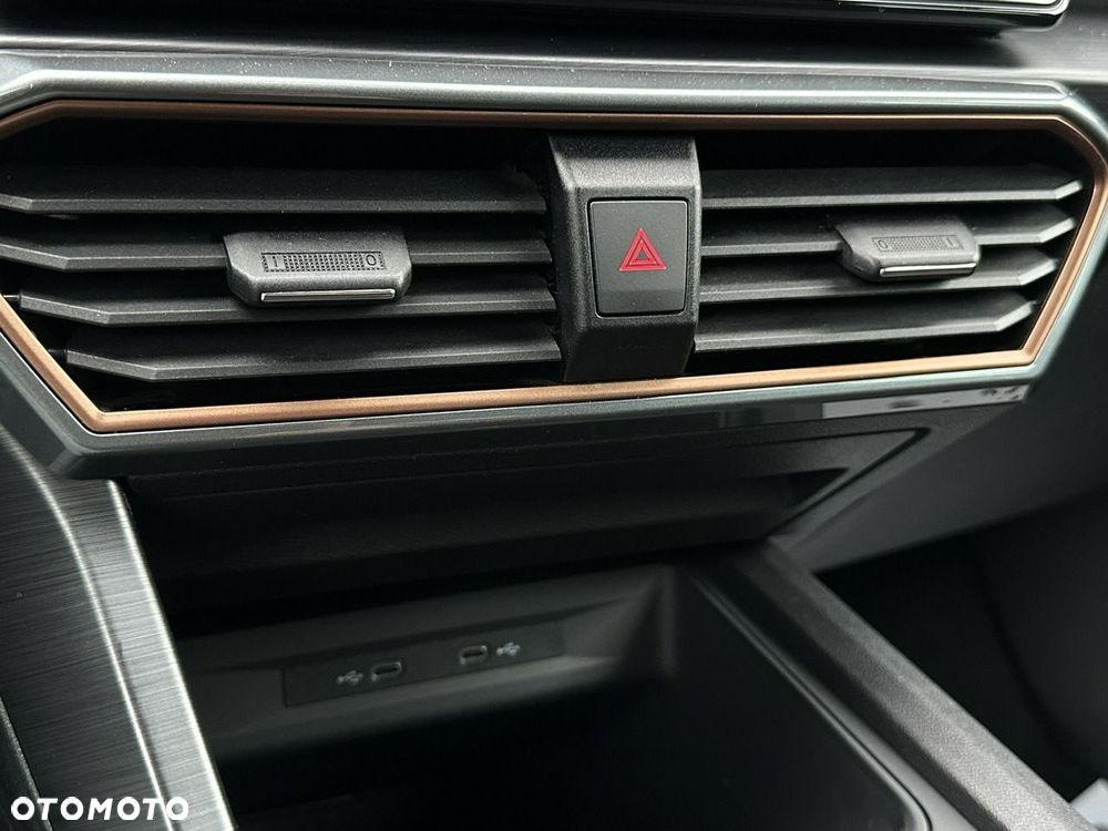 Cupra Formentor - 25