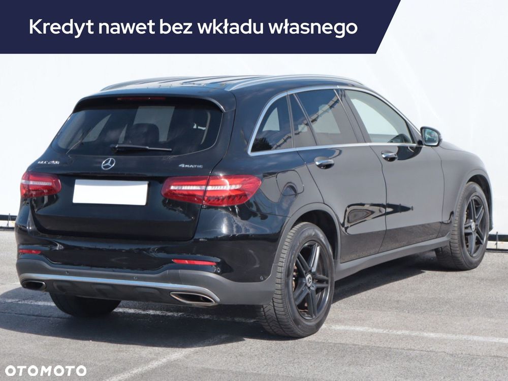 Mercedes-Benz GLC - 7