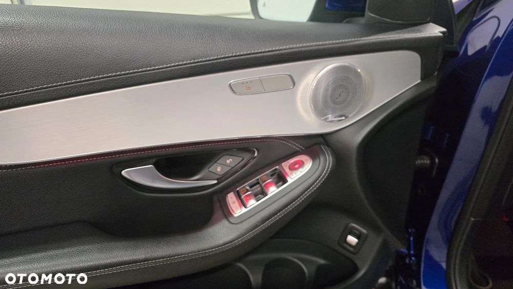 Mercedes-Benz GLC 300 d 4Matic 9G-TRONIC AMG Line Plus - 16