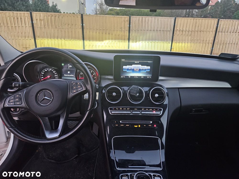 Mercedes-Benz Klasa C 180 9G-TRONIC - 11
