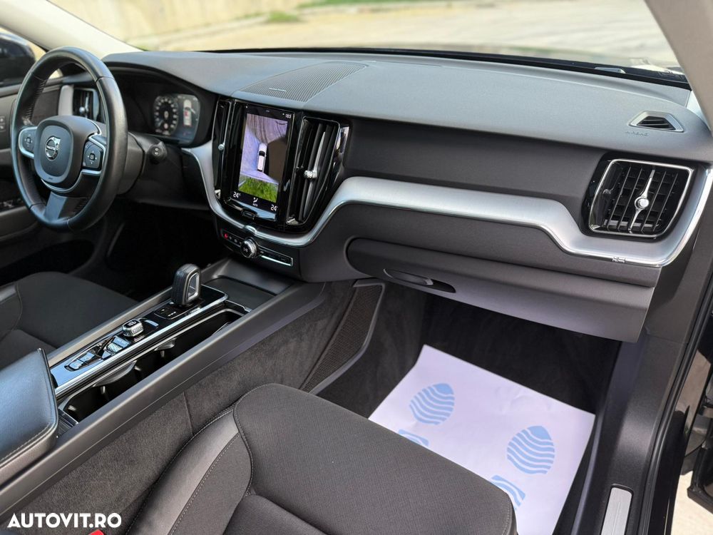 Volvo XC 60 T6 AWD Recharge Geartronic Inscription Expression - 10