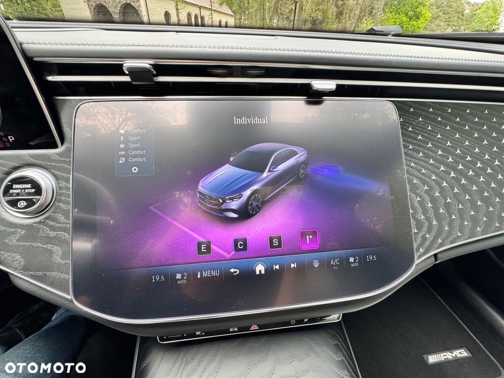 Mercedes-Benz Klasa E 220 d mHEV 4-Matic Exclusive 9G-Tronic - 29