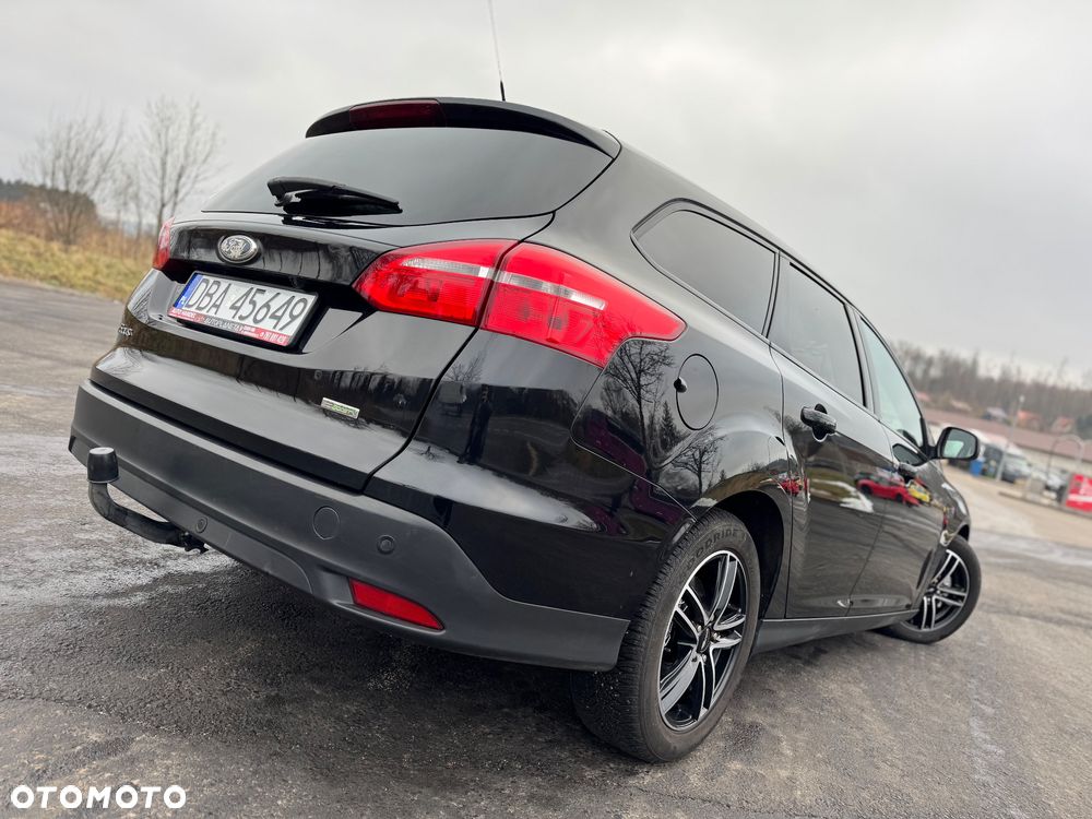 Ford Focus 1.0 EcoBoost Titanium - 4