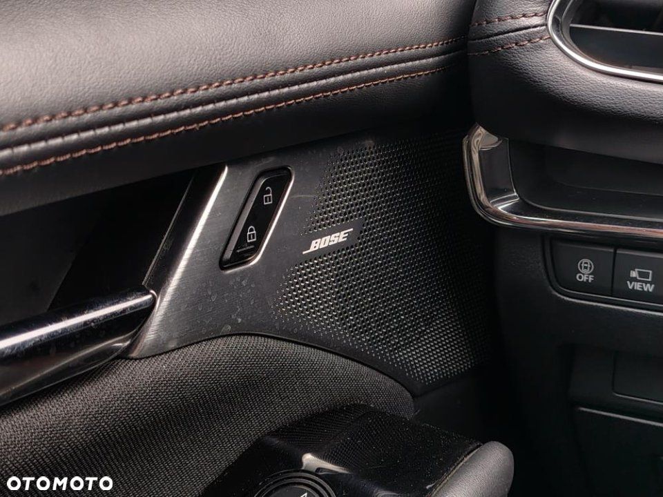 Mazda 3 e-SKYACTIV-X 186 M HYBRID CENTRE-LINE - 16